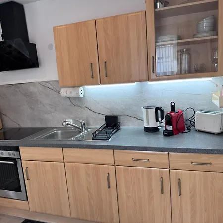 Apartment Bez